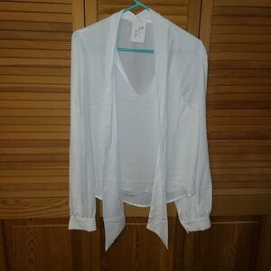 NWT Timing The White Feather Women's Top sz L
